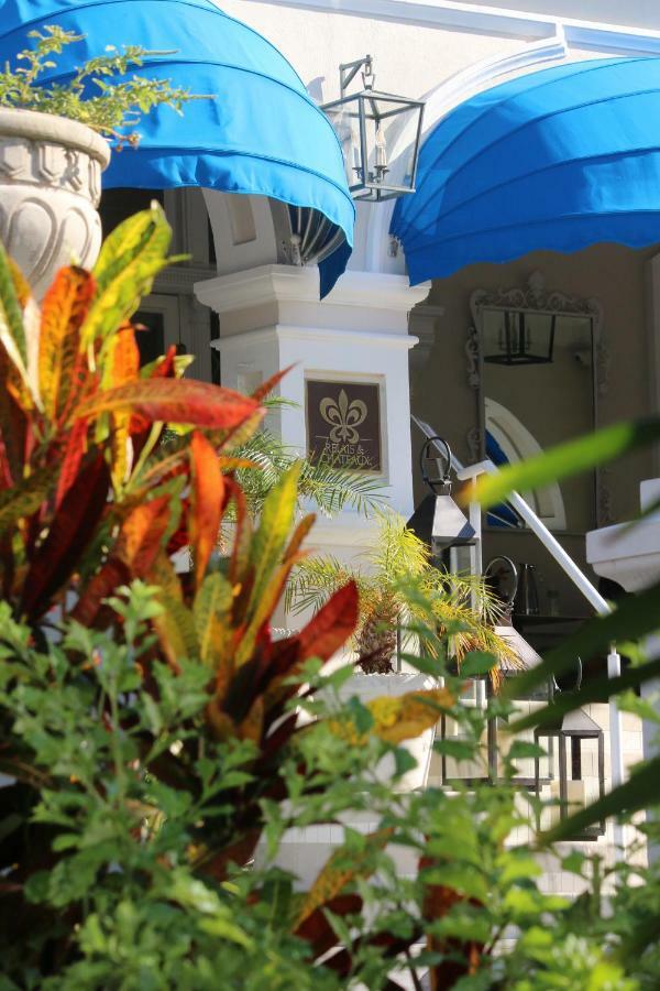 Rosedon Hotel Pembroke Ngoại thất bức ảnh